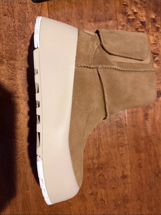 UGG Shoes - Ugg platform boots Size 7